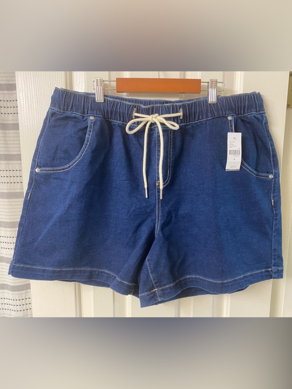 Lane Bryant High Rise Pull On Drawstring Denim Jean Shorts Size 14 - Picture 12 of 16